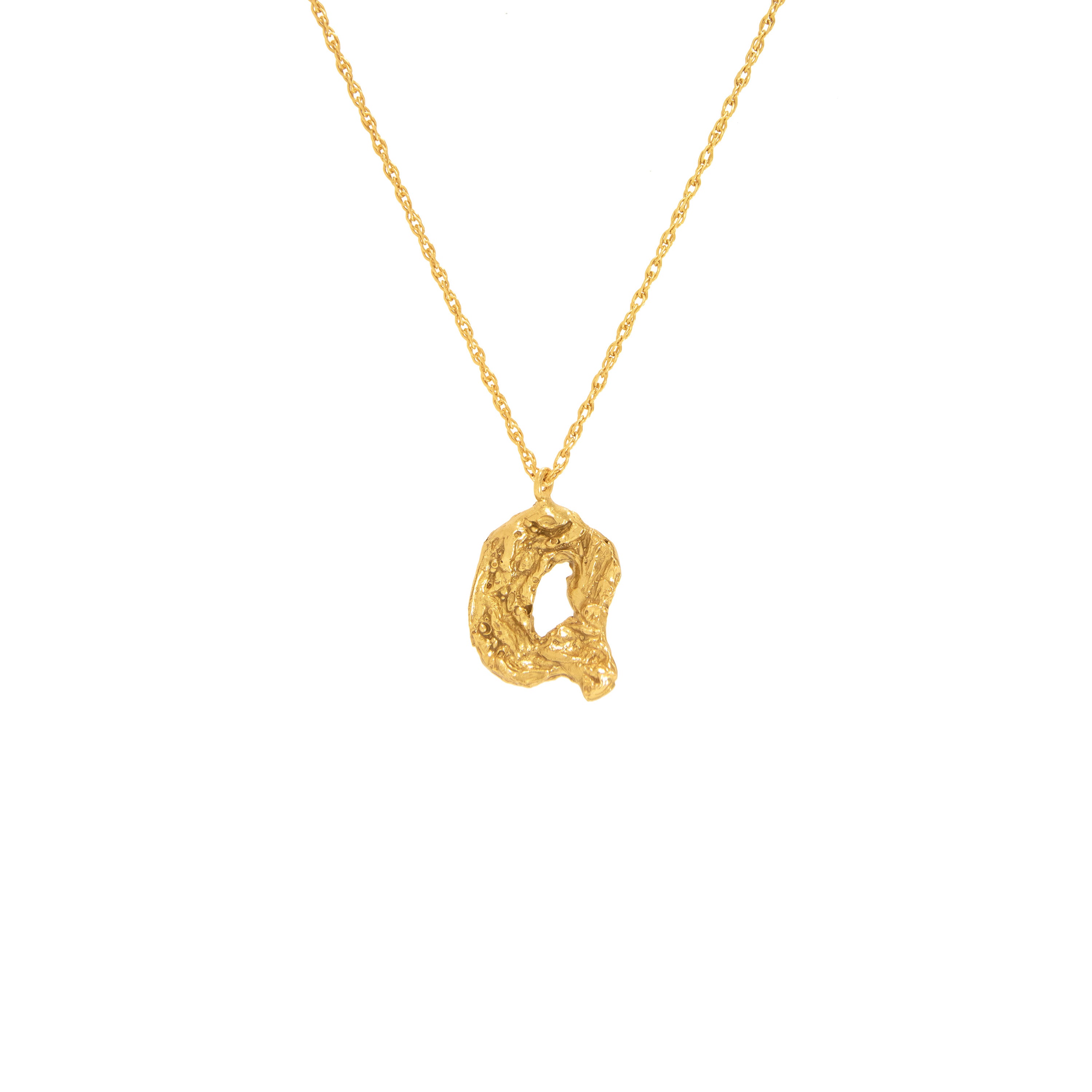 Q Alphabet Necklace