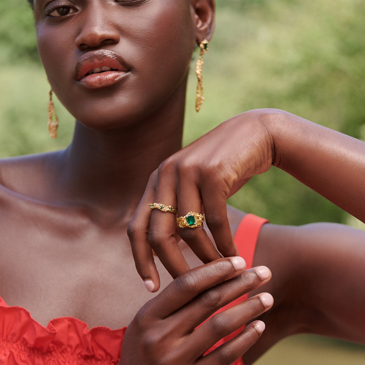 Ceciliae Emerald Earrings