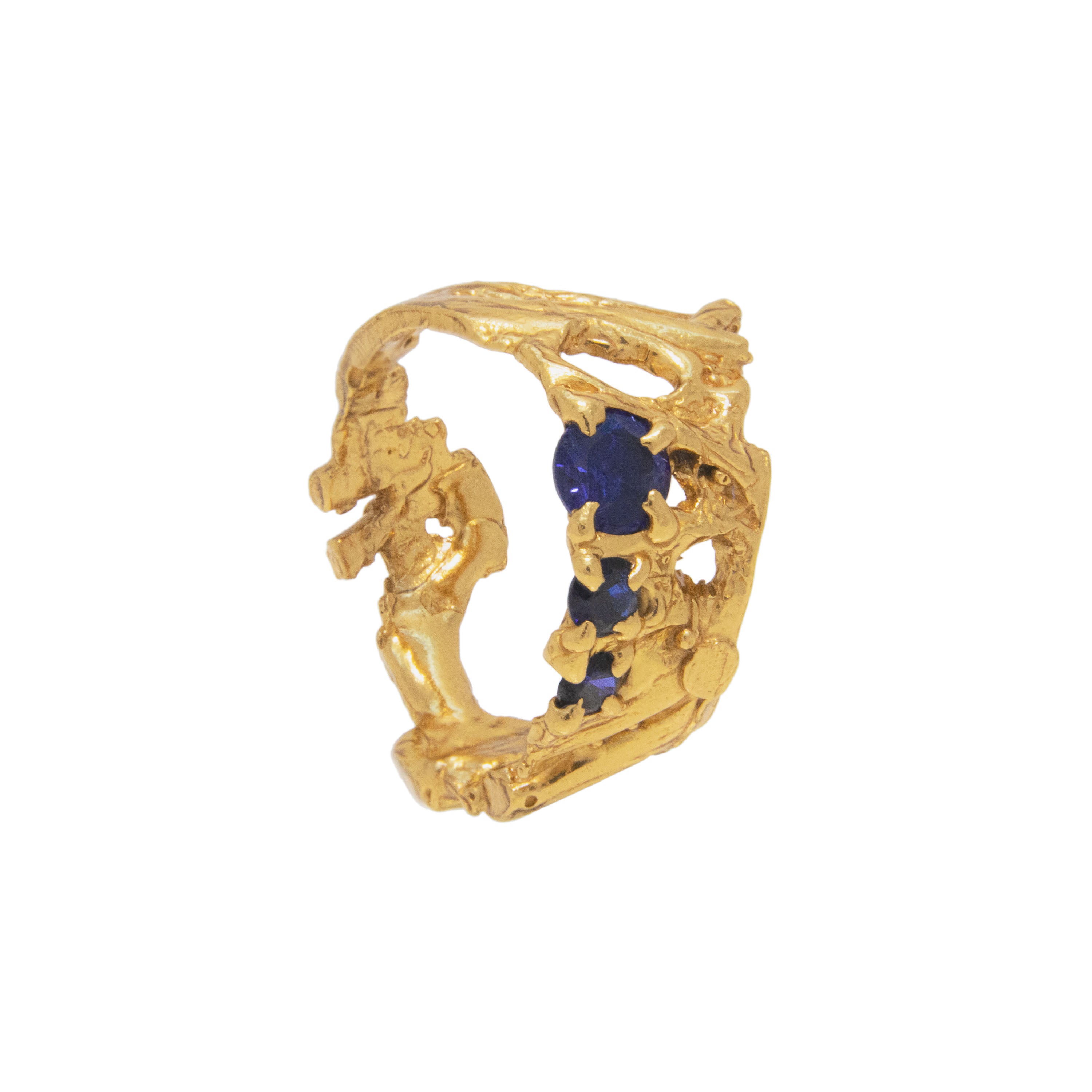 Hati Sapphire Ring