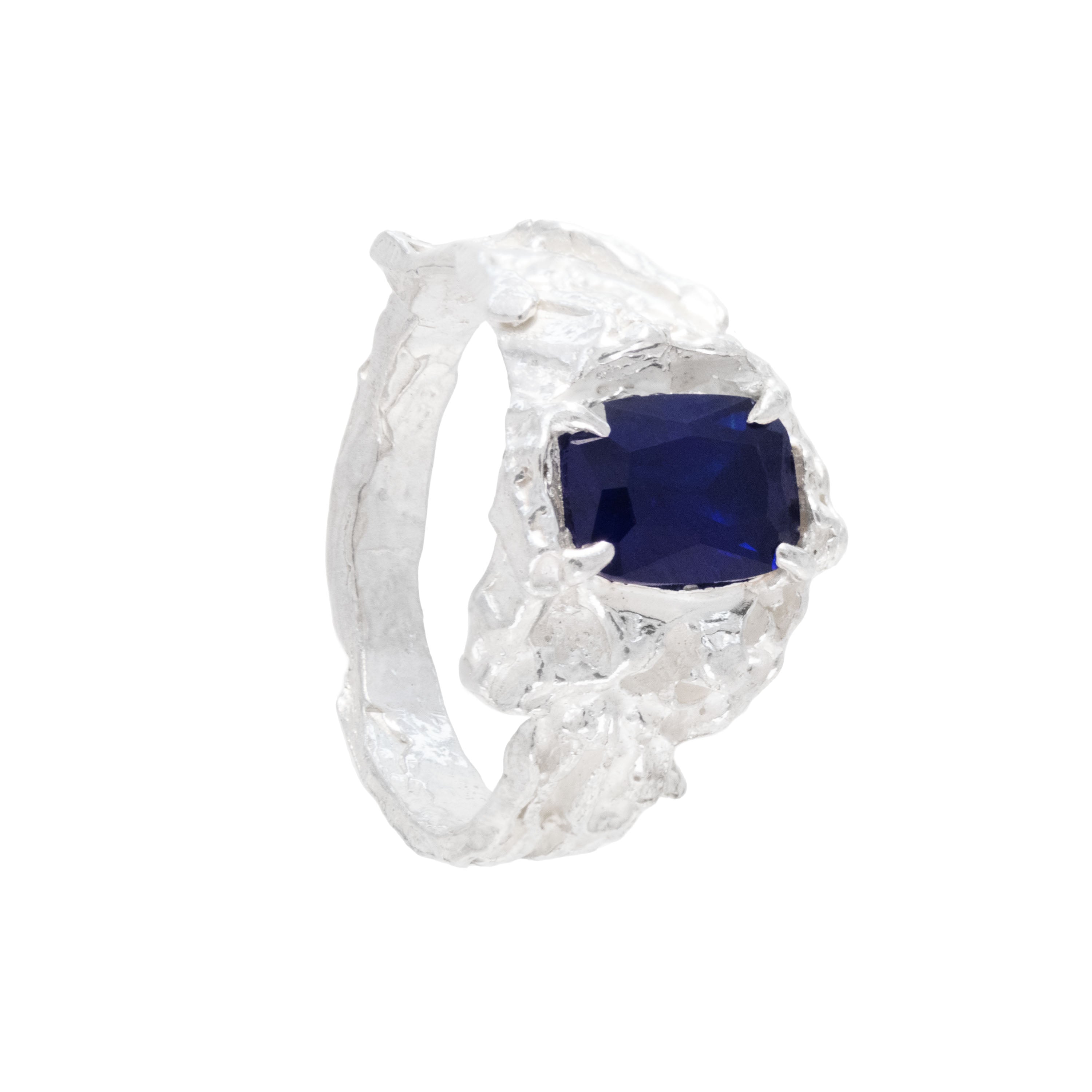 Shimeji Sapphire Argenti Ring