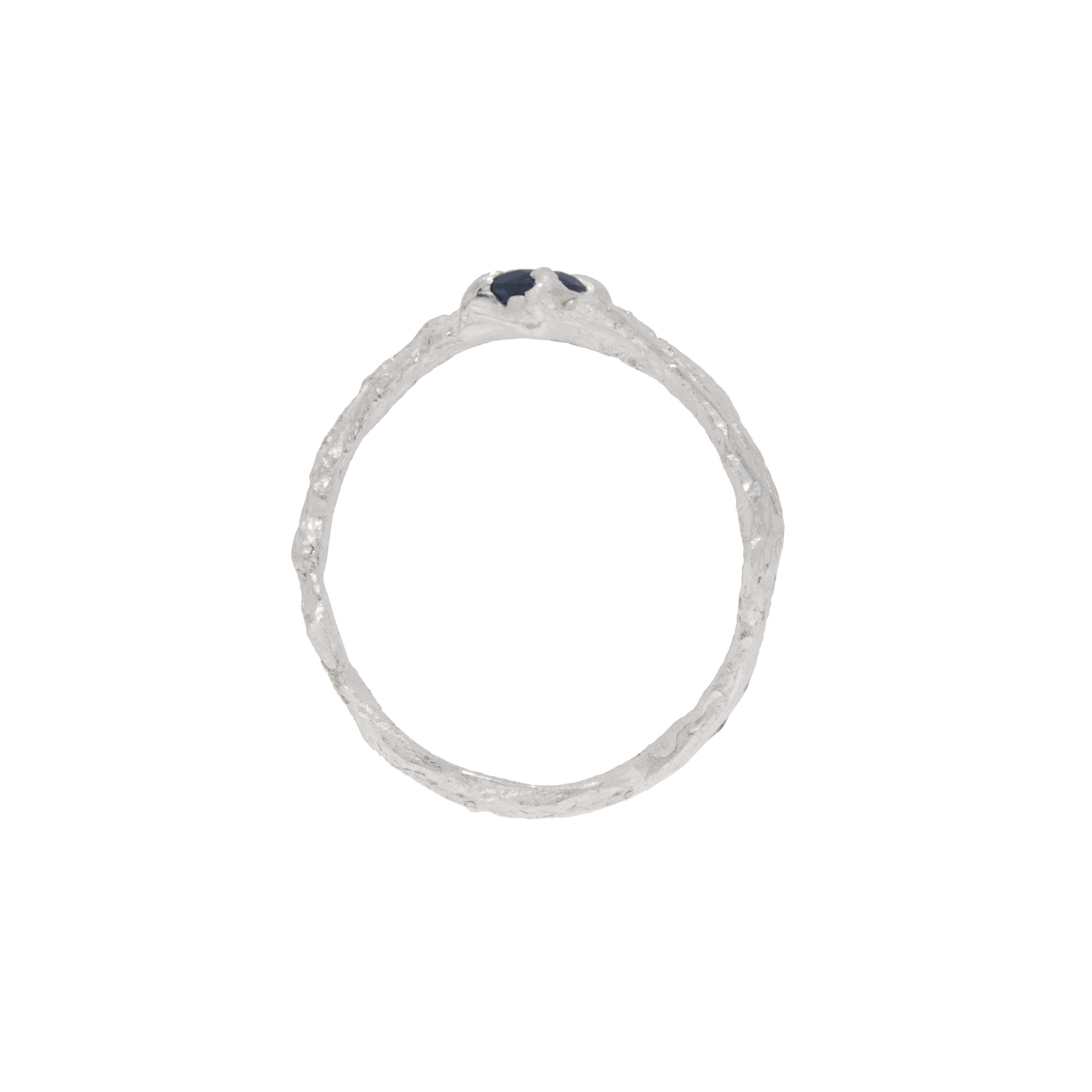 Ati Sapphire Argenti Ring