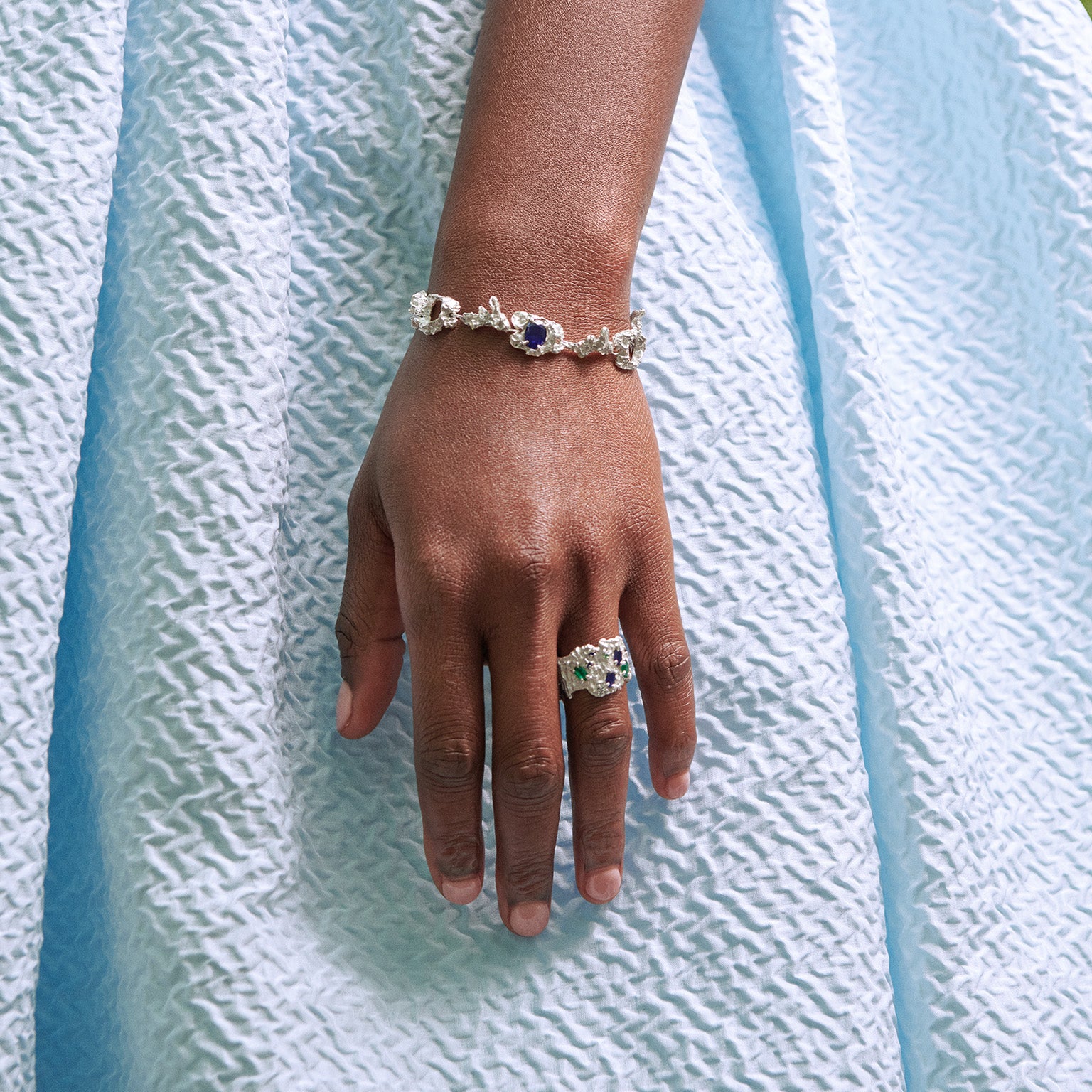 Shiitake Sapphire Emerald Argenti Ring